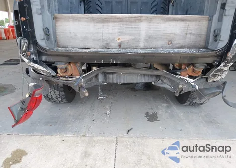 2003 Chevrolet Avalanche 1500 из США, поврежденный, VIN 3GNEC13T43G298570